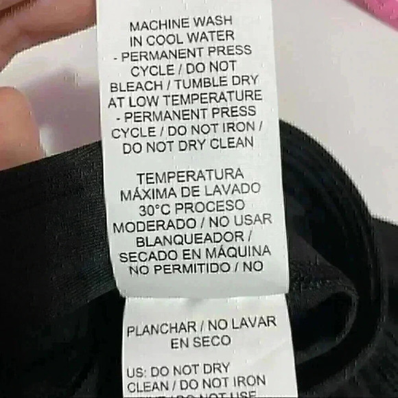 Puma Attitude Shorts Women’s Small Black Bike Cycling Outdoors Spring Summer NWT - Picture 6 of 6